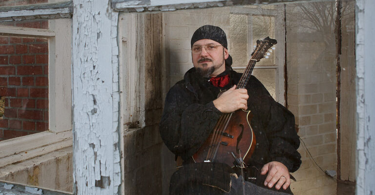<strong>Auftritte von Sintram–Bardenmusik auf d. Teichplatz.</strong><br>Fr 12:00/14:30/17:30/22:00<br>Sa 11:30/14:30/22:00<br>So 10:00/12:15/14:30/16:45&nbsp;