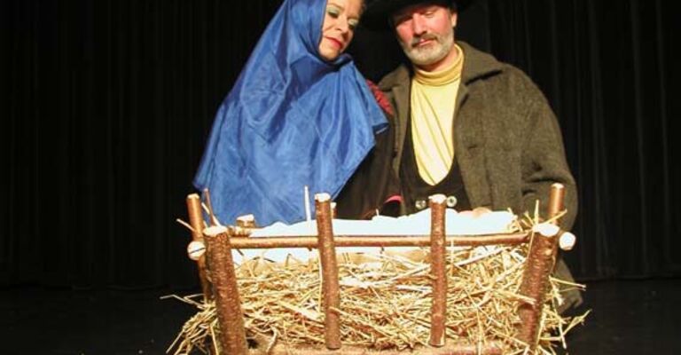 Weihnachtsgeschichte Krippe Geschenke.jpg