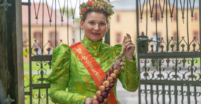 Roswitha I. – Zwiebelmarktkönigin 2026/27