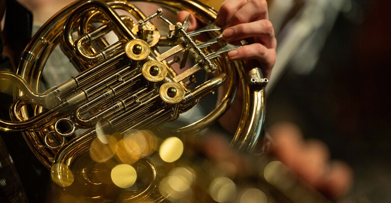 Horn_1_Foto_Maik_Schuck.jpg Hochschule für Musik FRANZ LISZT Weimar
Mon Ami - Winterkonzert
Semester-Abschlusskonzert des Collegium Musicum Weimar
Foto: Maik Schuck / Weimar
