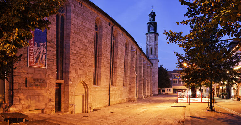 Kornmarkt mit Kornmarktkirche&nbsp; in der Dämmerung