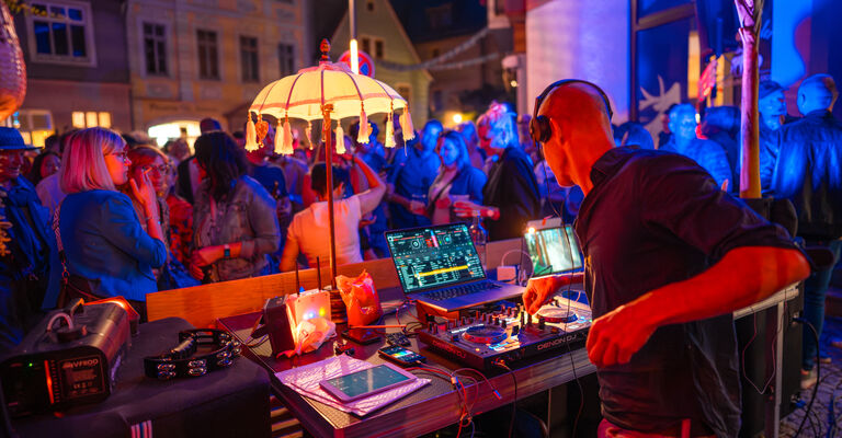 Blaues Fets, Foto Andre Mey, weimar GmbH (1).jpg